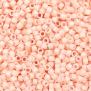 Miyuki Perlen 11/0 delica's Opaque salmon pink