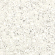Miyuki Perlen 11/0 delica's Ceylon white pearl DB-201