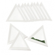 Schmuck Display Perlenschale dreieckig Weiss
