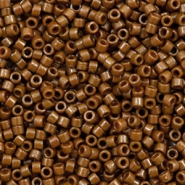 Miyuki Perlen 11/0 delica's Duracoat opaque dyed cognac brown DB-2142