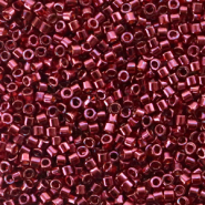 Miyuki Perlen 11/0 delica's Gold luster wine red DB-116