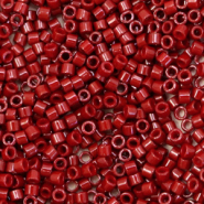 Miyuki Perlen 11/0 delica's Opaque dyed maroon red DB-654