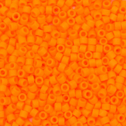 Miyuki Perlen 11/0 delica's Opaque matte mandarin orange DB-1583