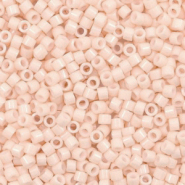 Miyuki Perlen 11/0 delica's Opaque matte blush beige DB-354