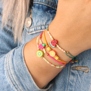 Inspirationsets Mit diesen Polymerperlen können Sie fröhlichen Schmuck machen!