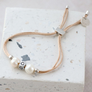 Inspirationsets Sie können diese schönen Armbänder mit Süßwasserperlen machen