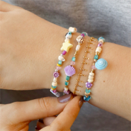 Inspirationsets Herstellung fröhlicher Armbänder mit Acrylperlen