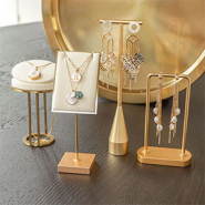 Inspirationsets Lassen Sie sich inspirieren! Präsentieren Sie Ihren Schmuck in Display-Boxen.