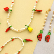 Inspirationsets Kreativ Schmucksets mit Glasanhängern in Fruchtmotiven designen