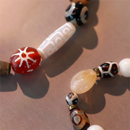 Inspirationsets Ausdrucksstarken Hals- und Armschmuck mit Natursteinperlen gestalten