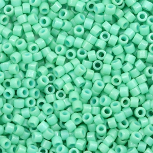 Miyuki Perlen 11/0 delica's Duracoat opaque dyed sea opal green