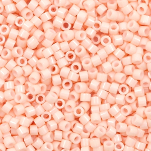 Miyuki Perlen 11/0 delica's Opaque salmon pink