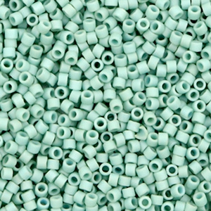 Miyuki Perlen 11/0 delica's Opaque matte luster sea foam green DB-374