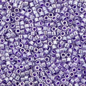 Miyuki Perlen 11/0 delica's Ceylon amethyst DB-250
