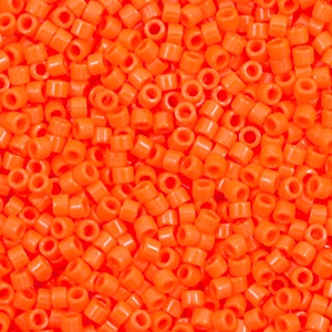 Miyuki Perlen 11/0 delica's Opaque orange DB-722