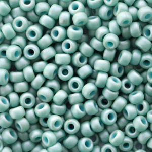 Miyuki 8/0 Rocailles Opaque matte luster sea foam green 8-2028