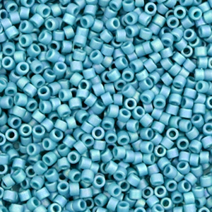 Miyuki Perlen 11/0 delica's Opaque luster medium turquoise blue DB-218
