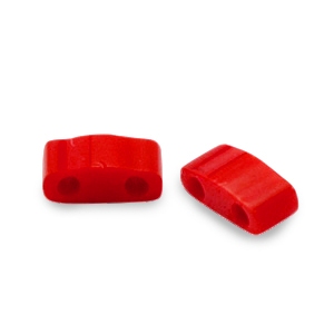Miyuki Perlen 5x2.3mm half tila Opaque red HTL-408