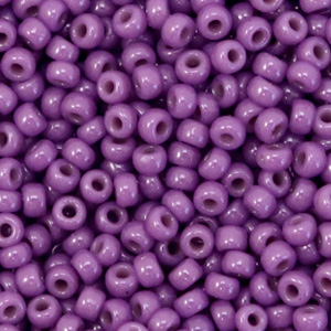 Miyuki 8/0 Rocailles Duracoat opaque anemone purple 8-4490