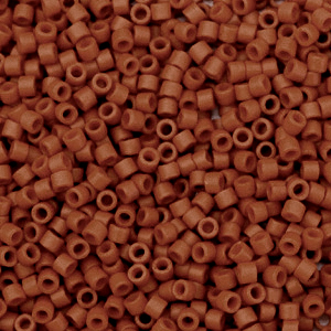 Miyuki Perlen 11/0 delica's Opaque sf dyed sienna brown DB-794