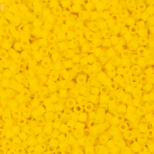 Miyuki Perlen 11/0 delica's Opaque matte canary yellow DB-1582