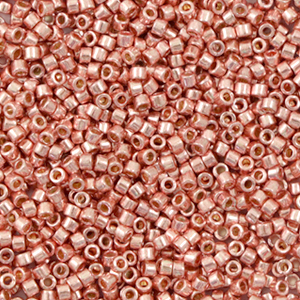 Miyuki Perlen 11/0 delica's Duracoat galvanized rose gold DB-2503