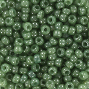 Miyuki 8/0 Rocailles Ceylon translucent sage green 8-2375