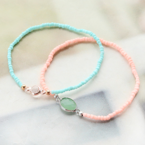 Minimalistische Armb&auml;nder mit Anh&auml;ngern und Zwischenst&uuml;cken aus Kristallglas