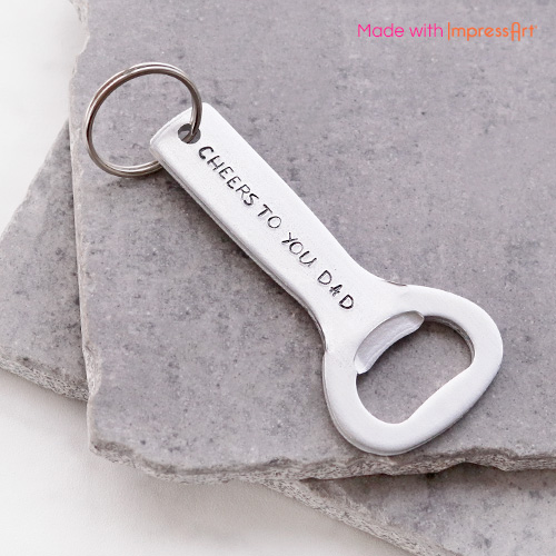 Machen Sie trendy Accessoires mit unserer neuen Kollektion ImpressArt und Leder Anh&auml;ngern