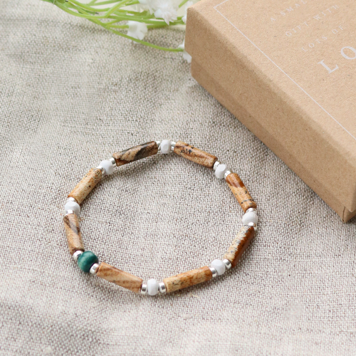 So machen Sie die sch&ouml;nsten Armb&auml;nder mit Holzperlen: