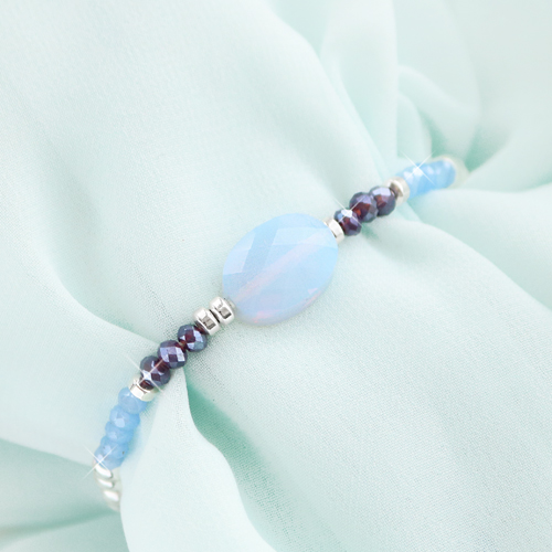 Sie k&ouml;nnen diese Ohrringe und Armb&auml;nder mit den neuen Top Facett Perlen herstellen: