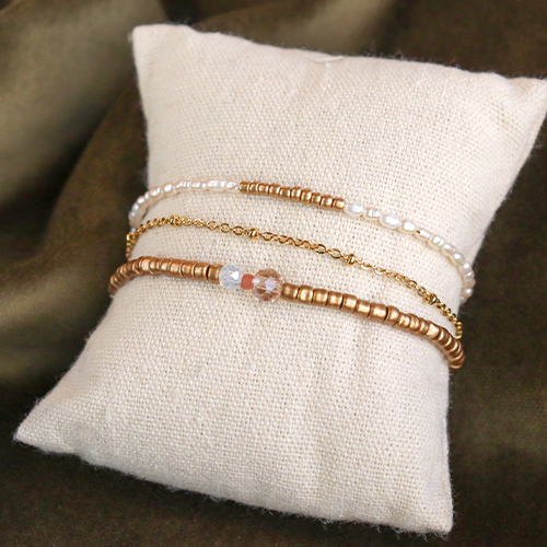 Zierliche Armb&auml;nder und Ringe mit S&uuml;&szlig;wasserperlen herstellen