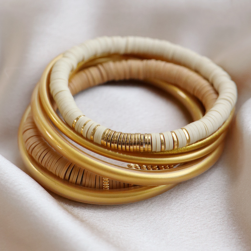 Kombinieren Sie Katsuki-Perlen-Armb&auml;nder mit Temple inspirieren Armb&auml;ndern!