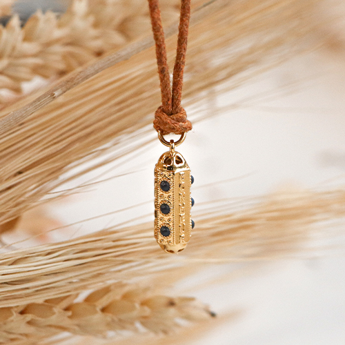 C.U.S&reg; Message Beads! Werden Sie kreativ und verarbeiten Sie diese Perlen und Anh&auml;ngern zu Schmuckst&uuml;cken mit einer pers&ouml;nlichen Botschaft!