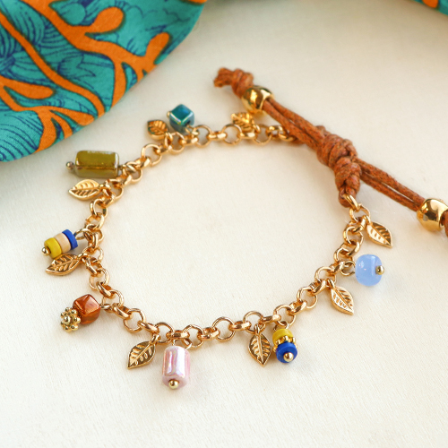 Mit Keramikperlen trendige Armb&auml;nder kreieren