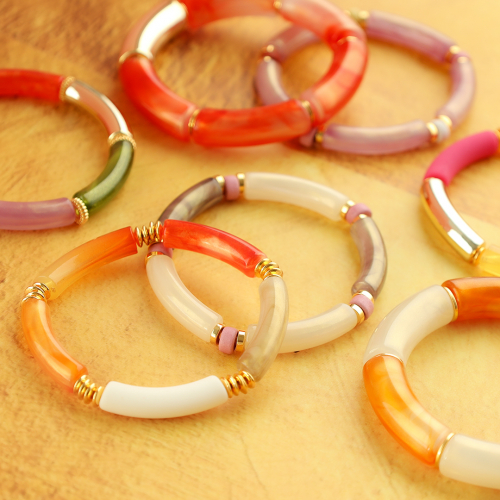 Lassen Sie sich inspirieren und kreieren Sie Armb&auml;nder mit Acrylperlen