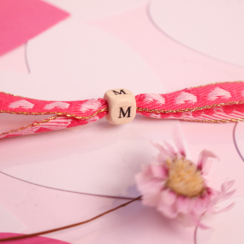 Armb&auml;nder aus Schmuckb&auml;ndchen f&uuml;r Valentin herstellen
