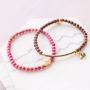 Schmuck in Trendfarben und mit goldenen Details aus neuen Jade Natursteinperlen