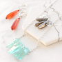 DIY Ohrringe und Ketten aus Naturstein und Aura Quarzkristall