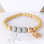 Schmuck in herrlichen Trendfarben mit fantastischen Details