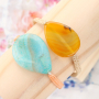 Schmuck aus Halbedelsteinperlen in warmen Farben