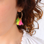 Farbenfrohe Schmuck mit Quasten und Jasseron!
