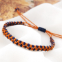 Fr&ouml;hliche Armb&auml;nder mit neuem Macram&eacute; Kn&uuml;pftechnik