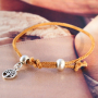 Die Herstellung von Armb&auml;ndern mit der DQ Trendy Kordel gewebt ist einfach: 
