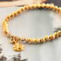Sehen Sie hier, wie Sie aus Naturstein Perlen den sch&ouml;nsten Schmuck machen k&ouml;nnen: