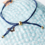 Sehen Sie hier, wie Sie mit den Perlen des b&ouml;sen Blicks trendige Armb&auml;nder herstellen: