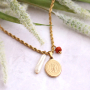 Lassen Sie sich inspirieren! Kreieren Sie einen trendigen Look mit Kettengliedern und Armb&auml;ndern:
