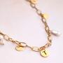 Lassen Sie sich inspirieren! Kreieren Sie einen trendigen Look mit Kettengliedern und Armb&auml;ndern: