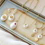 Legen Sie los und kreieren Sie den sch&ouml;nsten Schmuck mit den Pearl Shine Muschelartikeln und Brass Elements Zirkonia! 