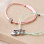 Inspiration f&uuml;r die Herstellung trendiger Armb&auml;nder mit Zwischenst&uuml;cken aus Edelstahl und Satinfband